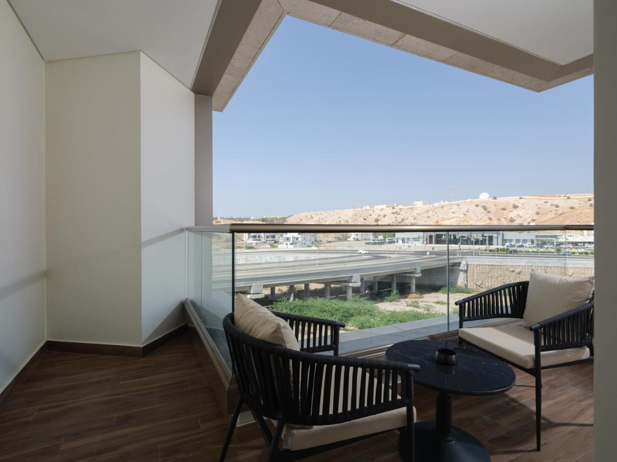 Doubletree By Hilton Muscat Qurum Exterior photo