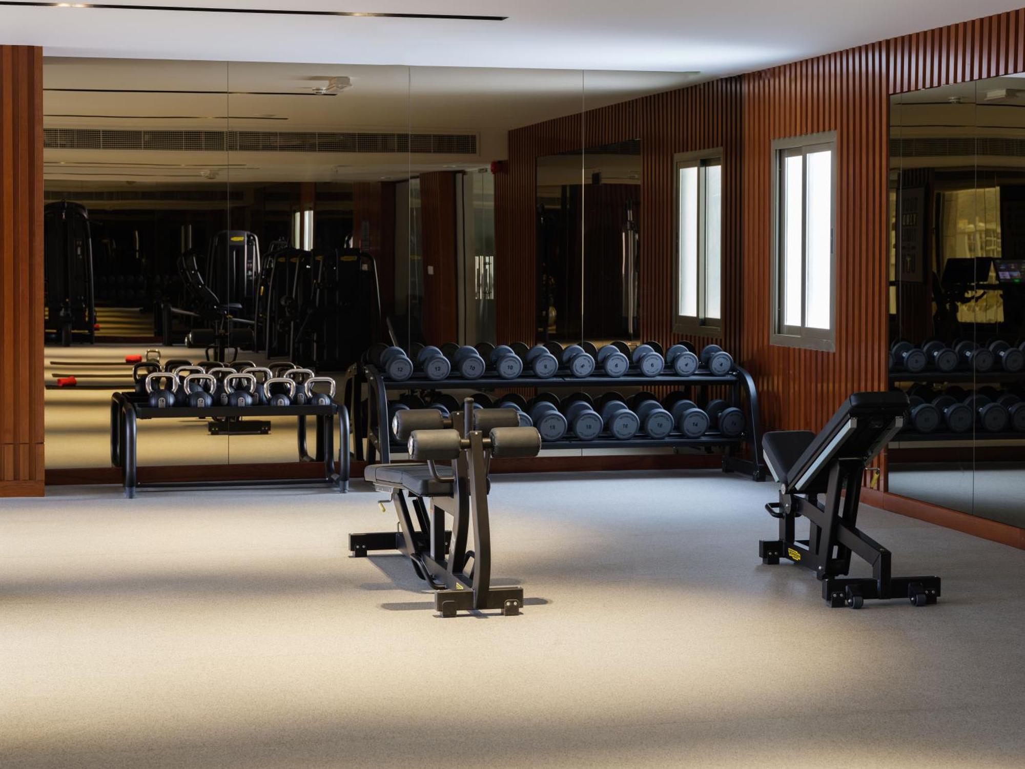 Doubletree By Hilton Muscat Qurum Exterior photo