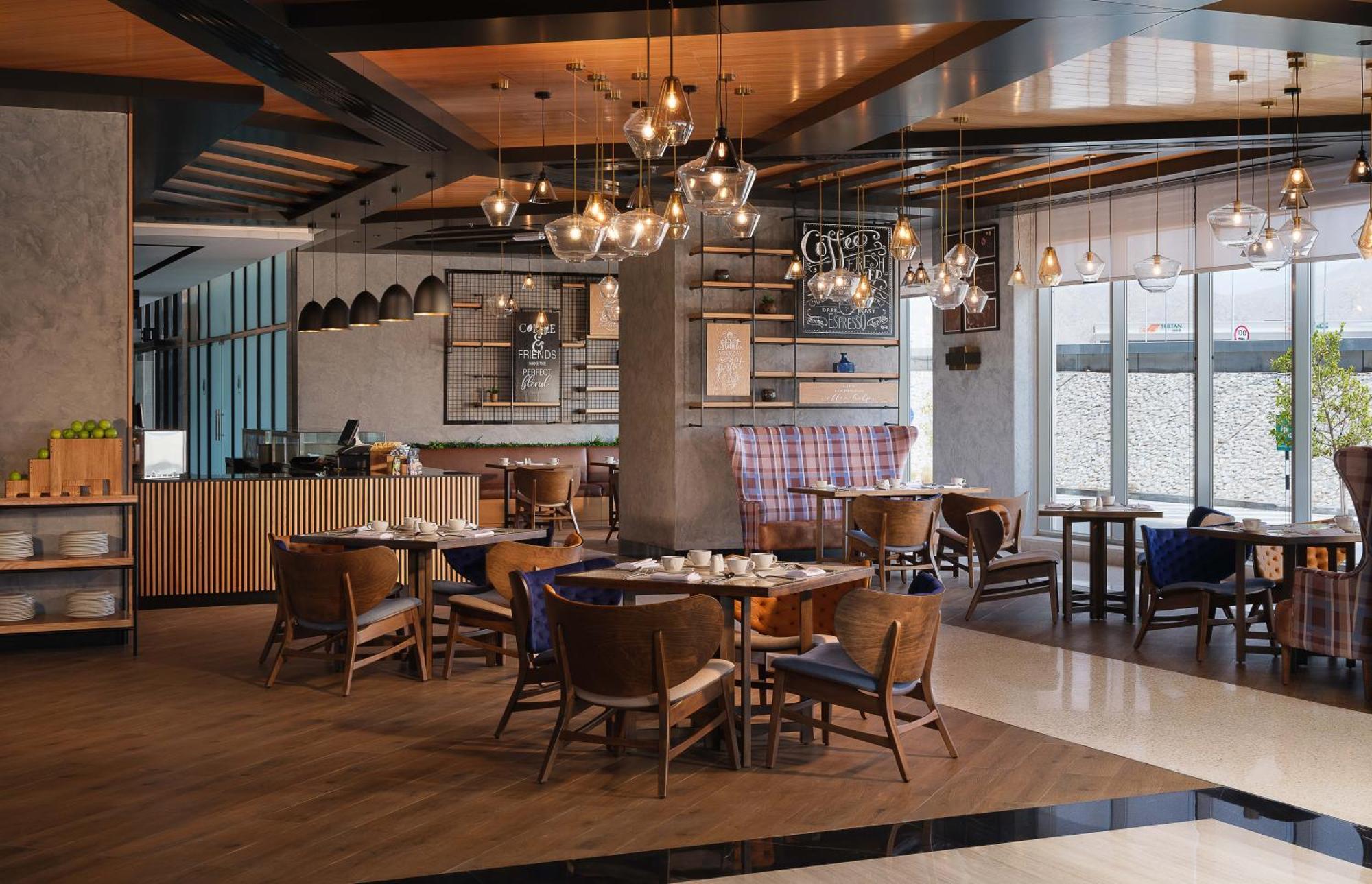 Doubletree By Hilton Muscat Qurum Exterior photo